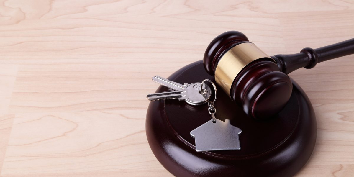 Foreclosure Litigation Attorney in Brickell